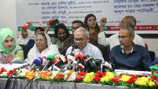 কারাগারে নেতাকর্মীরা শ্বাসরুদ্ধকর জীবনযাপন করছেন: রিজভী