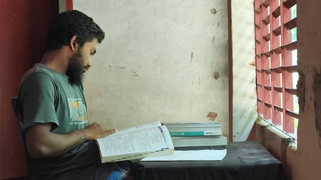 জুলাই আন্দোলনে আহত সামিউলের এইচএসসি পরীক্ষা দেওয়া নিয়ে শঙ্কা