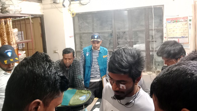 সাভারে বিআরটিএ অফিসে ছদ্মবেশে দুদকের অভিযান