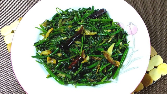 ঢেঁকি শাকের ৫ উপকারিতা