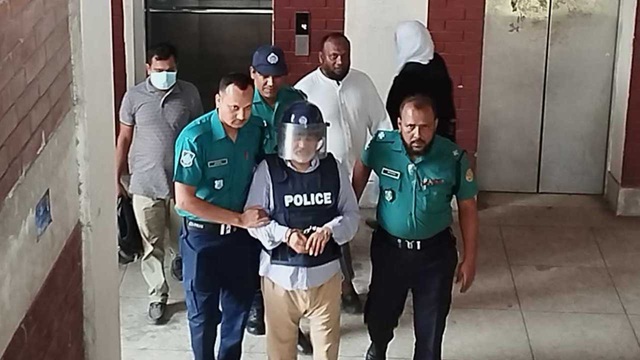 জাবির ৮ শিক্ষার্থীর নামে মামলা