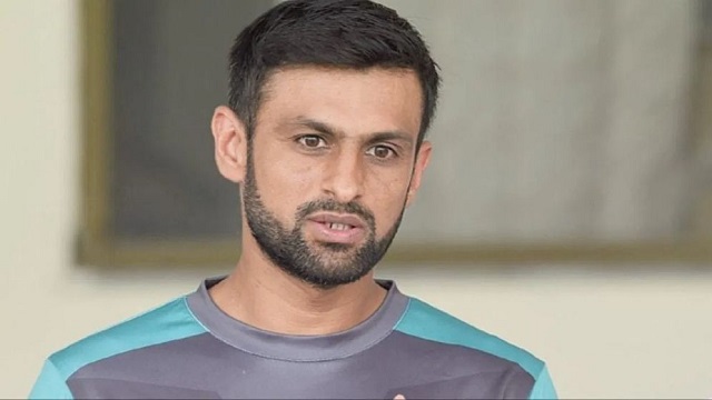 ভারতকে হারানোর ‘ফর্মুলা’ দিলেন শোয়েব মালিক
