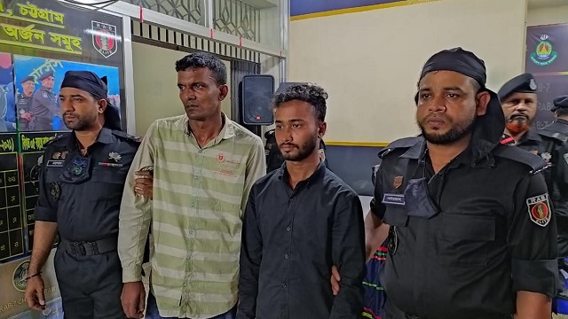 দুজনে মিলে অর্ধশতাধিক তরুণীর আপত্তিকর ছবি নিয়ে ব্ল্যাকমেইল