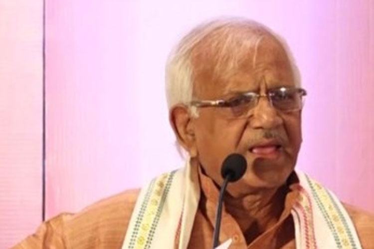 পরিকল্পিতভাবে যুদ্ধ বাঁধাতে চাইছে বাংলাদেশ, অভিযোগ মমতার মন্ত্রীর
