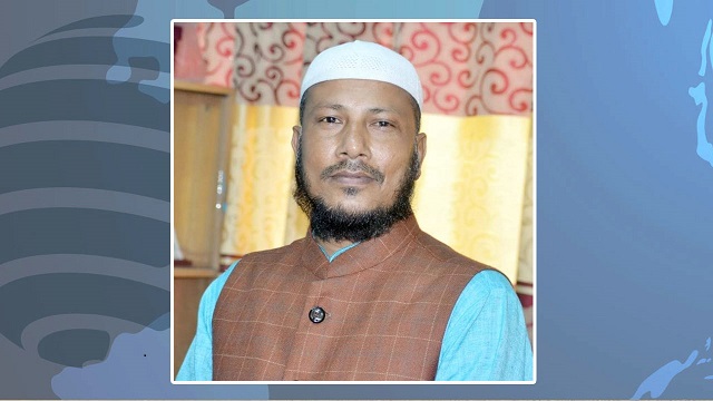 নৌকায় ভোট পেতে ৪৯২ সুবিধাভোগীর কার্ড নিয়ে নিলেন চেয়ারম্যান