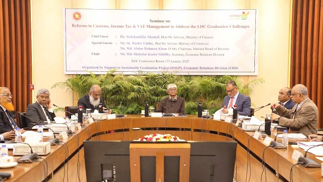 আমরা ভ্যাট নিয়ে নিজের পকেট ভারী করব না : অর্থ উপদেষ্টা