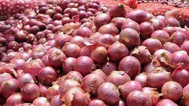 পেঁয়াজ রপ্তানিতে শুল্ক প্রত্যাহার করলো ভারত