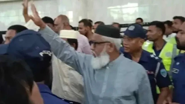 সেই বিচারপতিকে বিচারকাজ থেকে সরিয়ে দিলেন প্রধান বিচারপতি