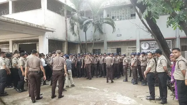 জেনেভা ক্যাম্পে র‍্যাব-পুলিশ-ডিএনসির যৌথ অভিযান চলছে