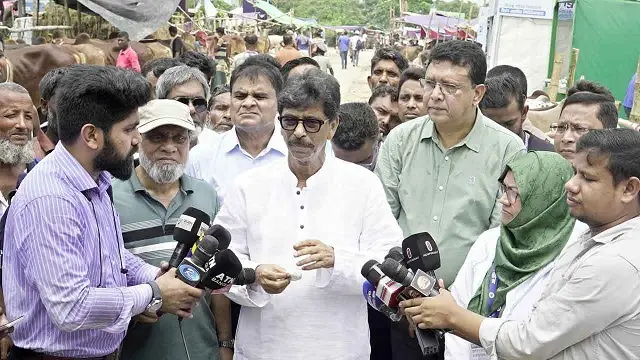 ‘গরুর হাটে জাল টাকা প্রতিরোধে সর্বাত্মক ব্যবস্থা রয়েছে’
