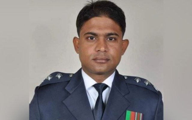 চিকিৎসার নামে পুলিশ কর্মকর্তাকে পিটিয়ে হত্যা: ভিডিও 