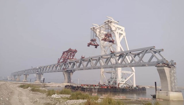 পদ্মা সেতুর ৫ হাজার ১০০ মিটার দৃশ্যমান