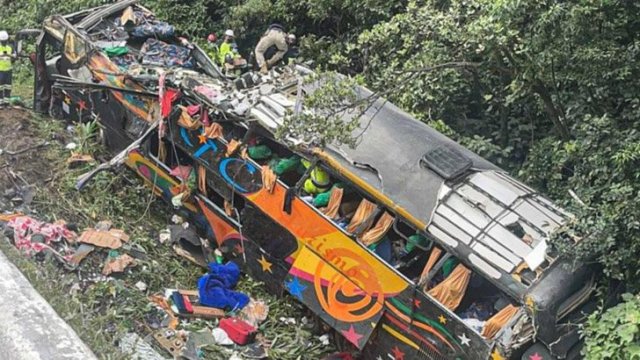 ব্রাজিলে বাস দুর্ঘটনায় নিহত ১৯