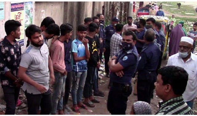 চাঁদপুরে কিশোর গ্যাংয়ের ৪৭ সদস্য আটক
