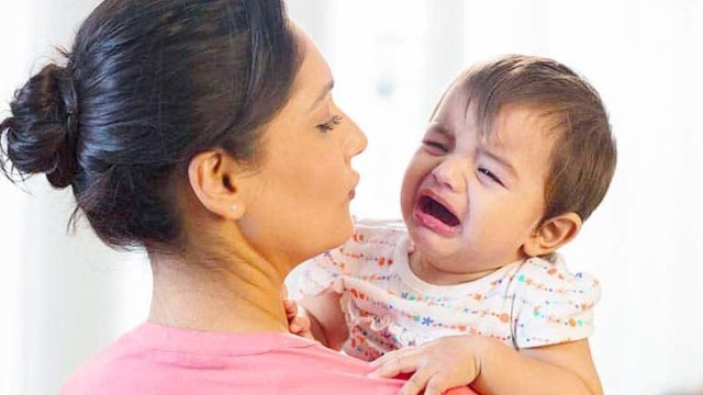 কীভাবে বুঝবেন শিশুর গ্যাস্ট্রিক, কী করবেন