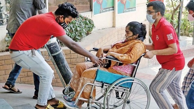 করোনায় এক দিনে রেকর্ড শনাক্ত, মৃত্যু ৬৩