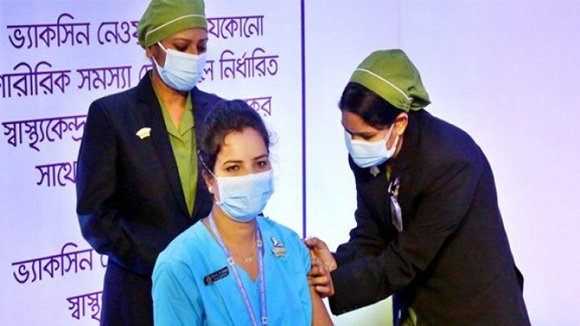 করোনায় আক্রান্ত হলে কতদিন পর টিকা নেওয়া যাবে