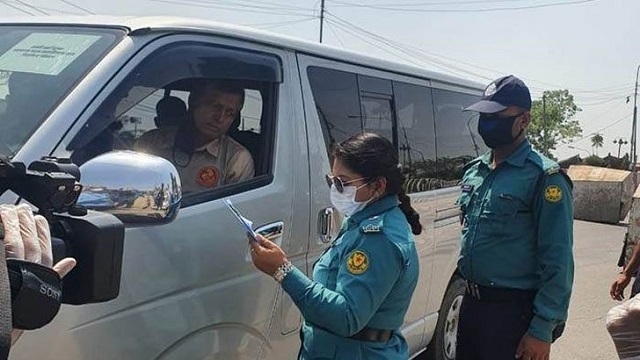 লকডাউনে চলাচলে ‘মুভমেন্ট পাস’ দেবে পুলিশ