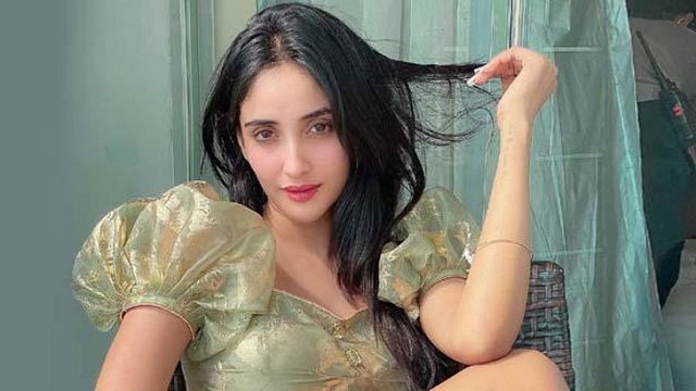 মিথিলার স্বপ্নভঙ্গ, নাম মুছে দিল মিস ইউনিভার্স কর্তৃপক্ষ