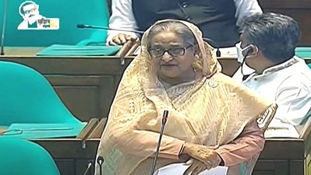 মানুষের সমস্যা হবে, তারপরও জীবনটা আগে