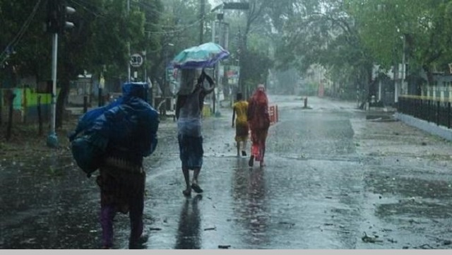 বৃষ্টি নিয়ে যে পূর্বাভাস দিল আবহাওয়া অফিস