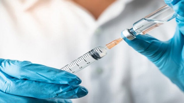 করোনার টিকা কেবল মারাত্মক অসুস্থতা কমায়