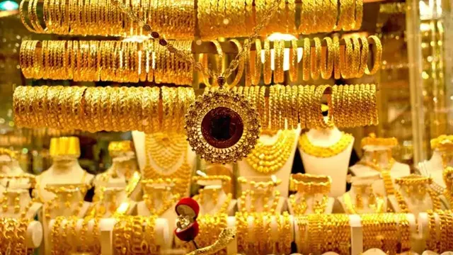 সোনার বাজারে বড় পতন, ভরিতে কমলো ৫ হাজার ৪৮২