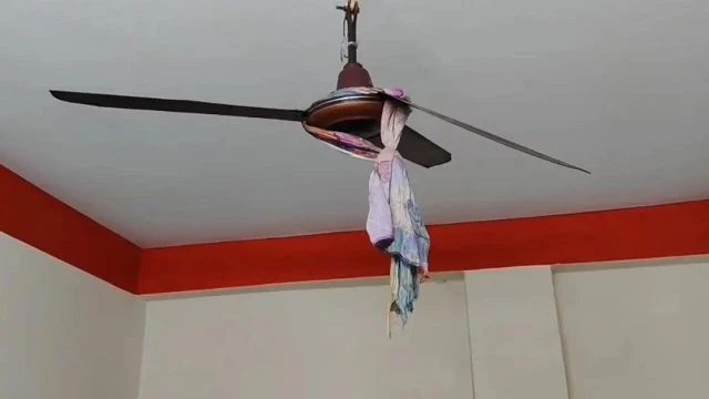 পটুয়াখালীর কলাপাড়া উপজেলায় মেহেরুন্নেছা উর্মি (২৮) নামের এক নারী পুলিশ সদস্যের মরদেহ উদ্ধার করেছে পুলিশ।