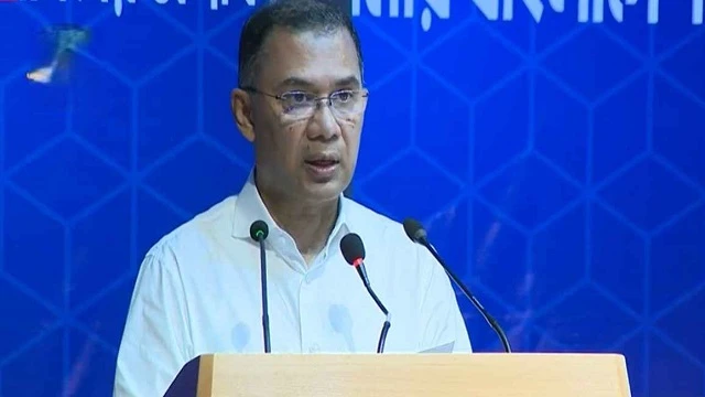 প্রত্যাশিত দেশ গঠনে জনবান্ধব প্রশাসনের বিকল্প নেই: প্রধানমন্ত্রী