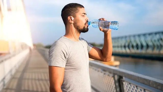 পর্যাপ্ত পানি পান করেও শরীরে পানিশূন্যতা?