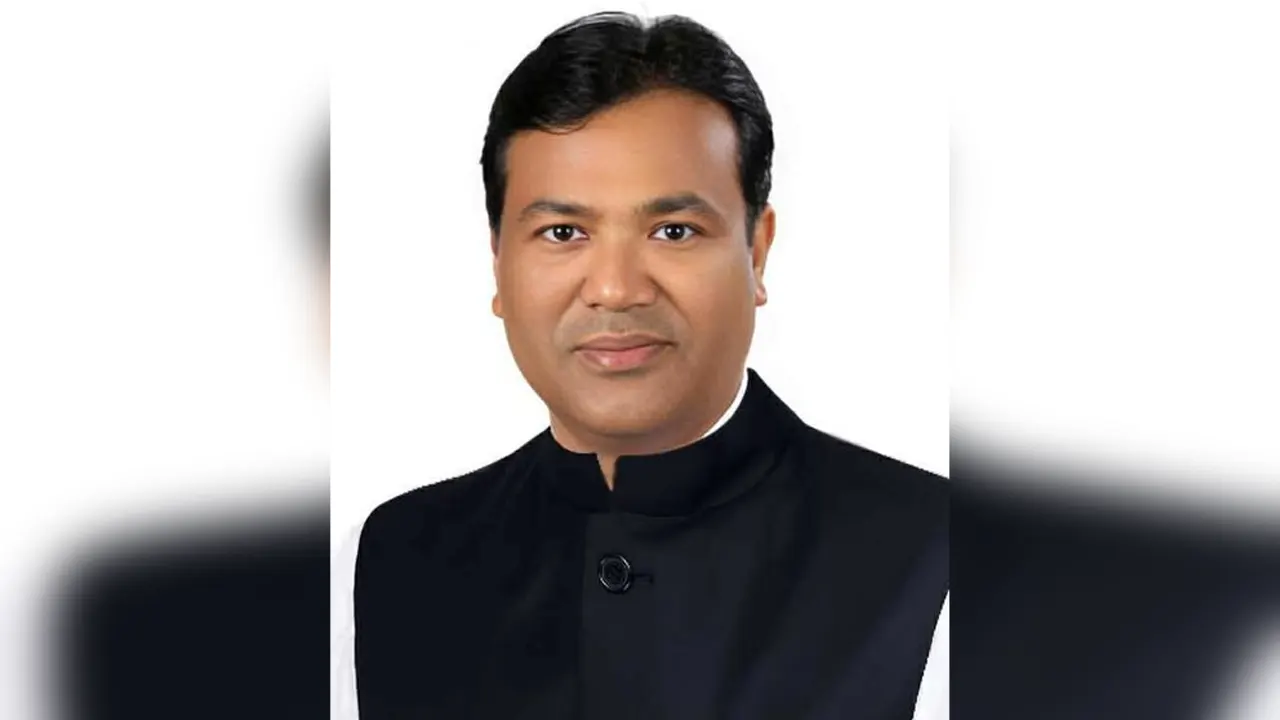 মানব পাচার মামলায় বায়রার সাবেক নেতা ফখরুল গ্রেপ্তার 
