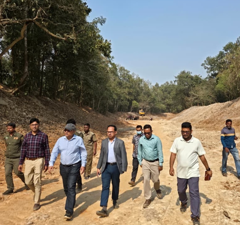 ৫৫ বছর পর টাঙ্গাইলের মধুপুর বনে লেক সংস্কার চলছে