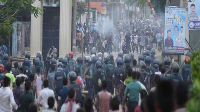 Students clash with cops at EWU, NSU