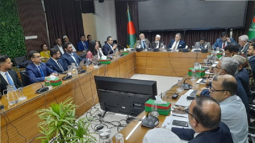 ত্রয়োদশ সংসদ নির্বাচনের নিরাপত্তা নিয়ে ইসি ও আইনশৃঙ্খলা বাহিনীর বৈঠক