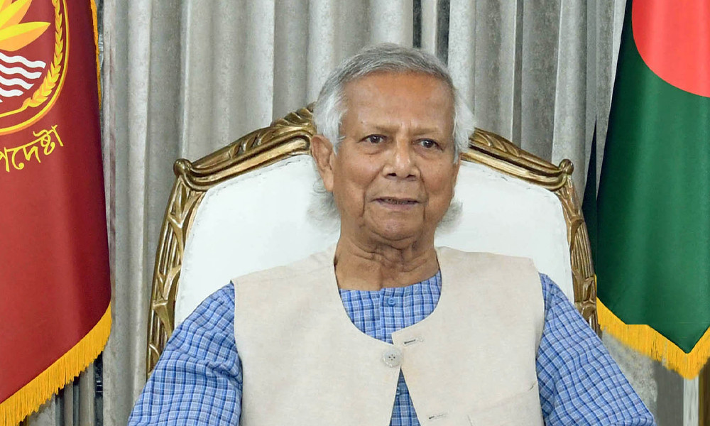 অধ্যাপক ইউনূসের রোম সফর: “অপ্রয়োজনীয়” অভিযোগে শুরু বিতর্ক