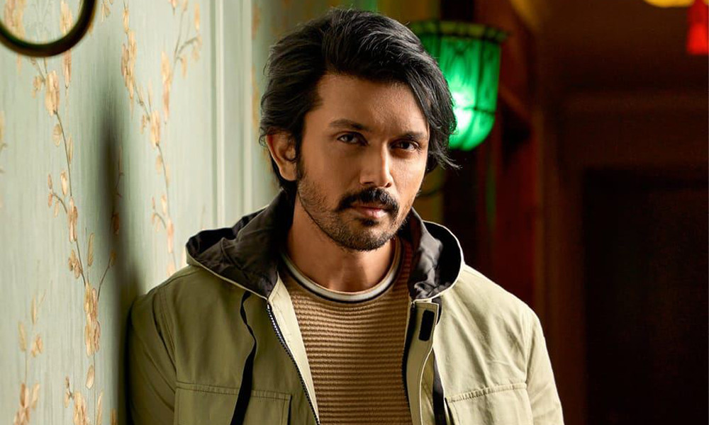 আরিফিন শুভর প্লট ফিরিয়ে দিতে বললেন পরিচালক