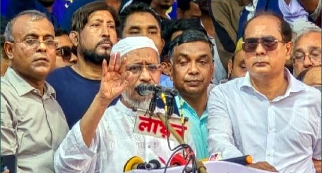১৭ বছর পর লাখো মানুষের ভালোবাসায় সিক্ত:সাবেক স্বরাষ্ট্র প্রতিমন্ত্রী বাবর