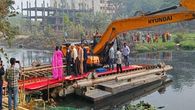 খালে লাল গালিচার সমালোচনার জবাবে যা বললো ডিএনসিসি