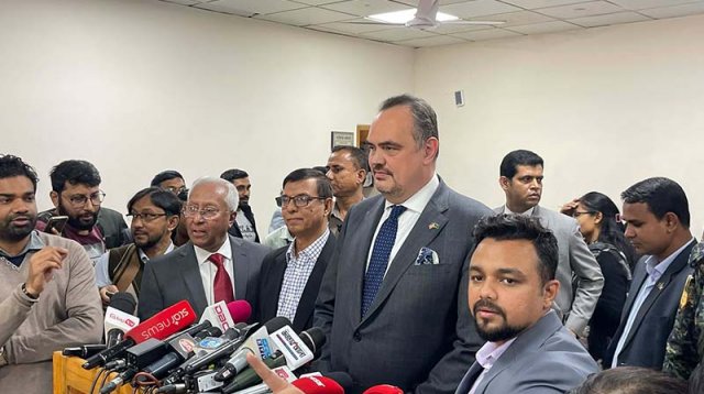 ‘যে দল নির্বাচিত হবে আমরা তাদের সঙ্গেই কাজ করতে প্রস্তুত’: মার্কিন রাষ্ট্রদূত