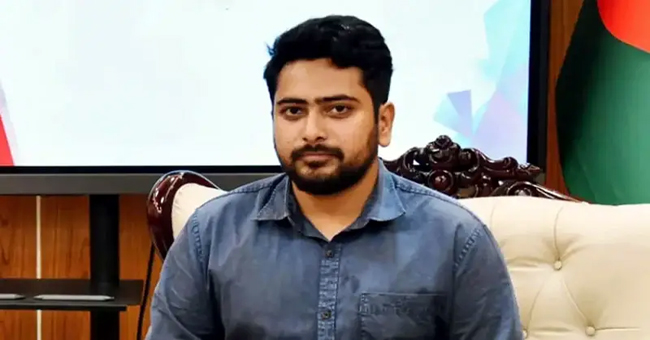 অবশেষে উপদেষ্টার পদ থেকে পদত্যাগ করলেন নাহিদ