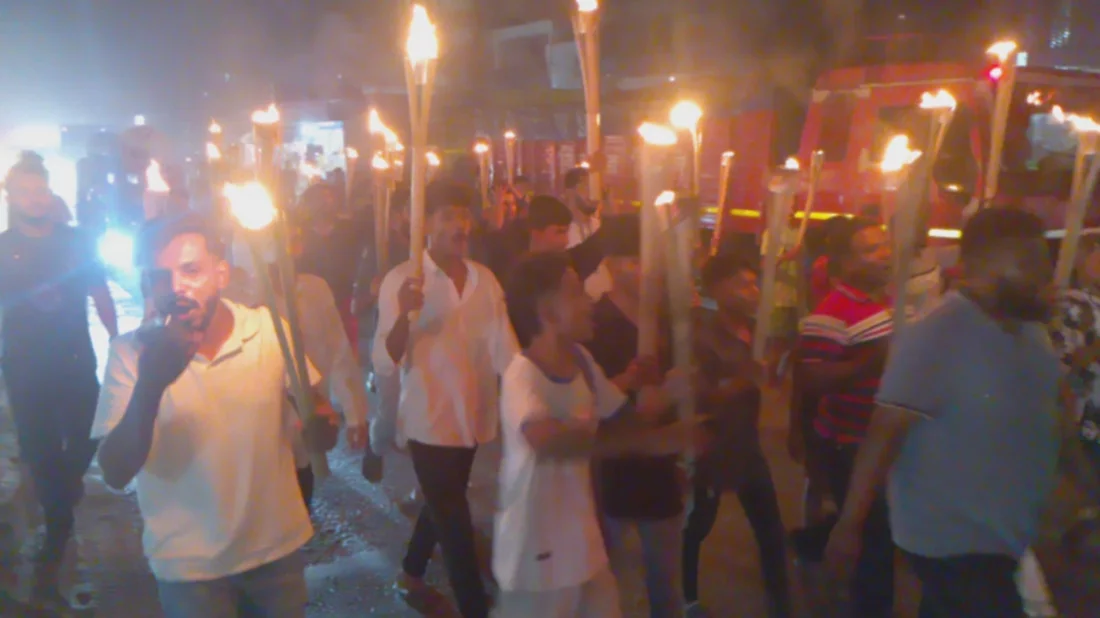 ভৈরবকে জেলা ঘোষণার দাবিতে মশাল মিছিল, মামলা প্রত্যাহারের দাবি
