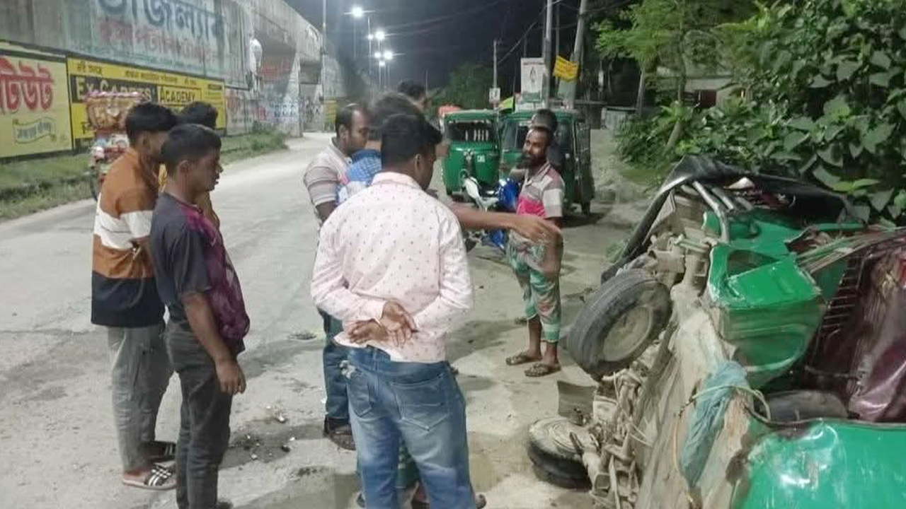 ঢাকা-টাঙ্গাইল মহাসড়কে ট্রাক-সিএনজির সংঘর্ষে দুইজন নিহত
