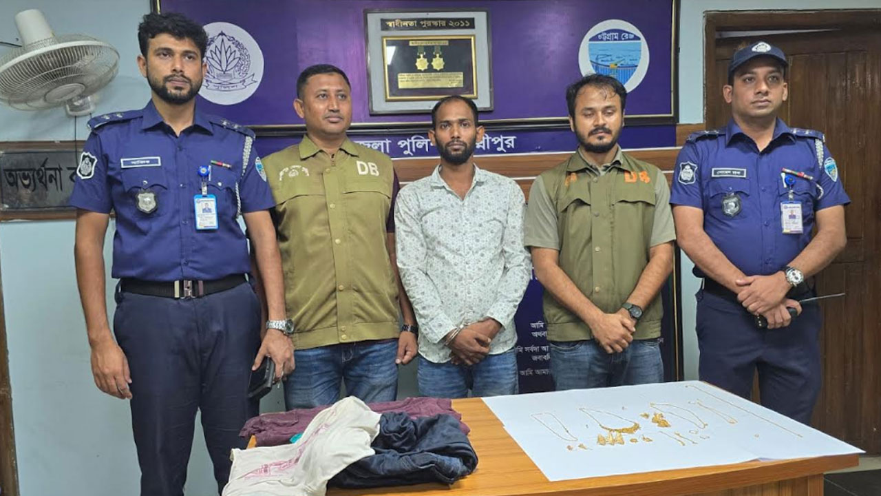লক্ষ্মীপুরে মামাতো ভাইয়ের হাতে মা-মেয়ের হত্যার ঘটনায় মূলহোতা গ্রেপ্তার