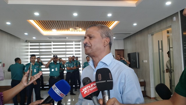সরকার দৃঢ়প্রতিজ্ঞ, ফেব্রুয়ারিতে নির্বাচন অনুষ্ঠিত হবে
