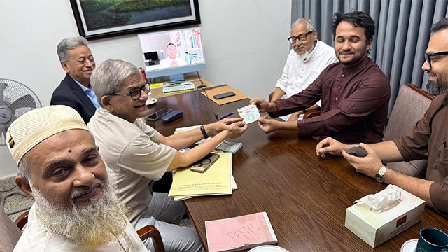 বিএনপিতে শহীদ মীর মুগ্ধের ভাই স্নিগ্ধ: তারেক রহমানের উপস্থিতিতে যোগদান