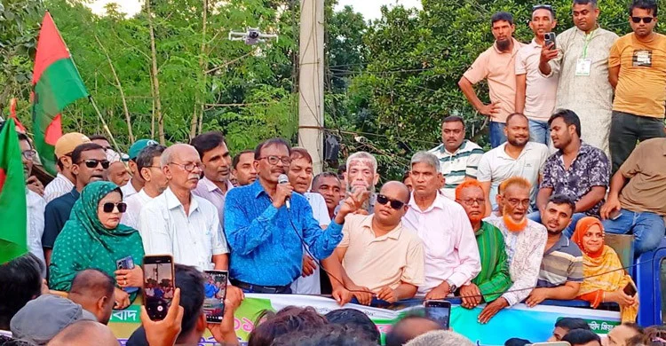 দলের নির্দেশনা অমান্য করলে তার বাপকেও মানে না: হাবিব