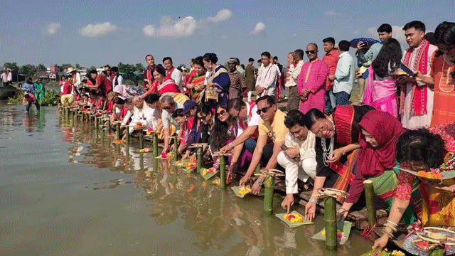 পাহাড়ে শুরু হলো বর্ষবরণের বর্ণাঢ্য আয়োজন ‘বৈসাবি’