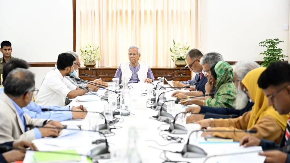 জুলাই জাতীয় সনদ বাস্তবায়নে গণভোট নিয়ে উপদেষ্টা পরিষদের বৈঠক শুরু