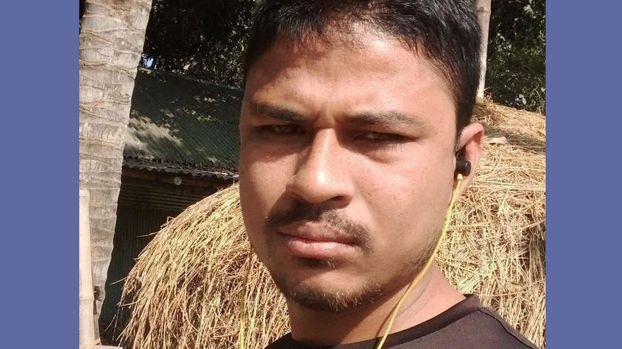 গাইবান্ধায় পারিবারিক কলহে আগুনে দগ্ধ রায়হানের মৃত্যু