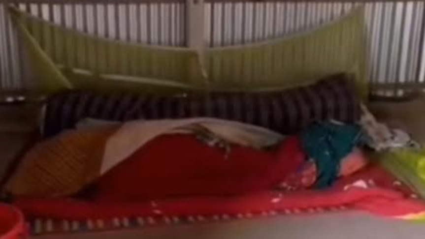 মায়ের মরদেহ কবর থেকে তুলে ঘরে রাখলেন ছেলে সজিব, এলাকায় চাঞ্চল্য
